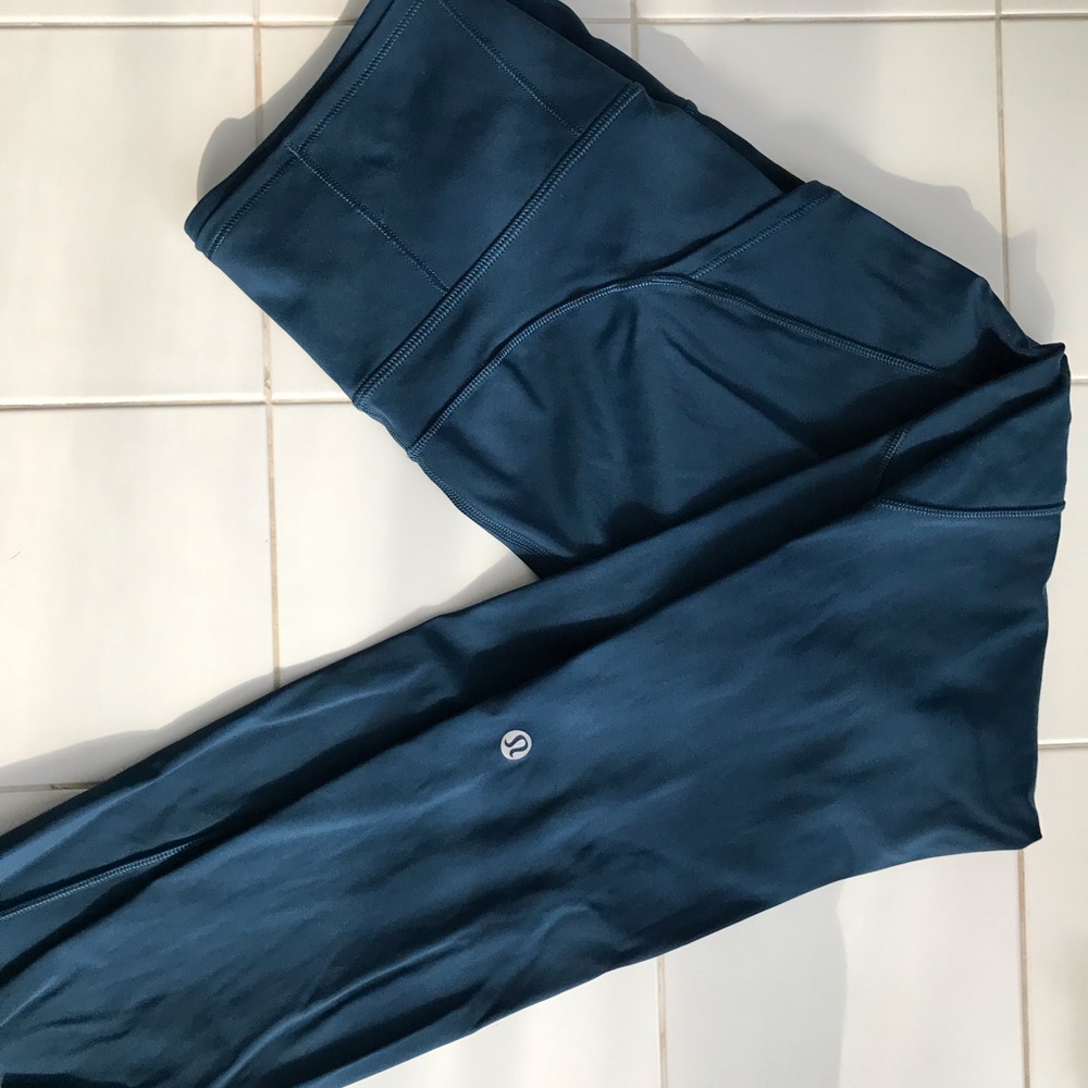 COPY - Lulu lemon blue tights